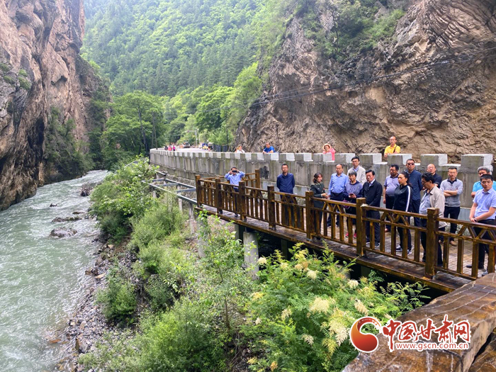 【追尋紅色足跡 弘揚(yáng)延安精神】天險臘子口：追憶崢嶸歲月 感悟長征精神（圖）