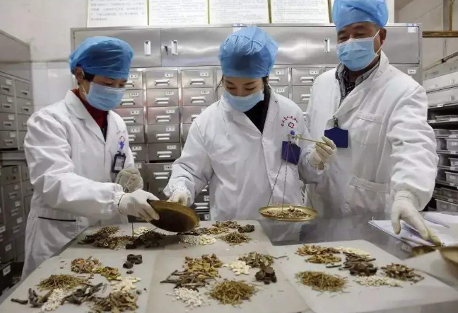 新冠肺炎疫情人物同防市民如何做？請看這里！