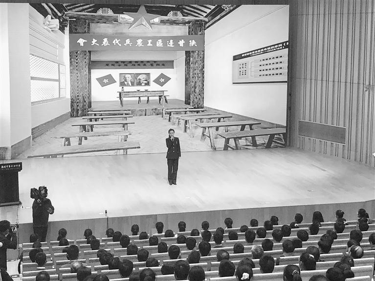 蘭州市開展“學(xué)黨史、頌黨恩、跟黨走”紅色文化進校園活動