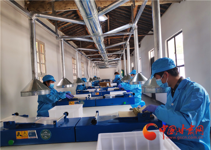 《甘肅省工程建設領域農(nóng)民工工資專用賬戶管理暫行辦法實施細則》出臺