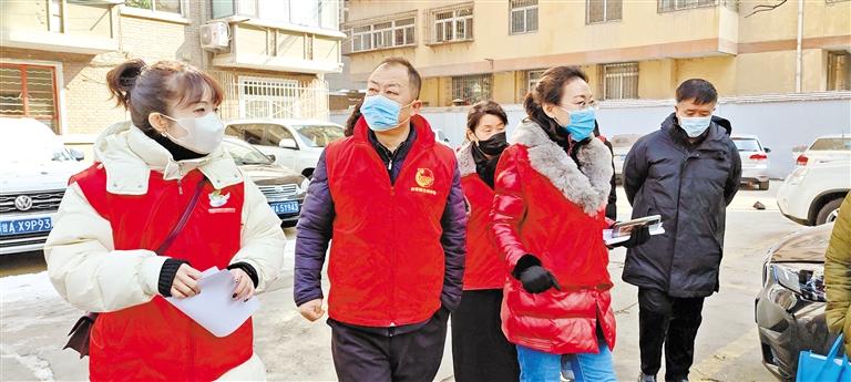 【新春走基層】解決雞毛蒜皮 感受社區(qū)“微幸?！?>
        </a><em>【新春走基層】解決雞毛蒜皮 感受社區(qū)“微幸?！?/em></li>
    <li><a  target=