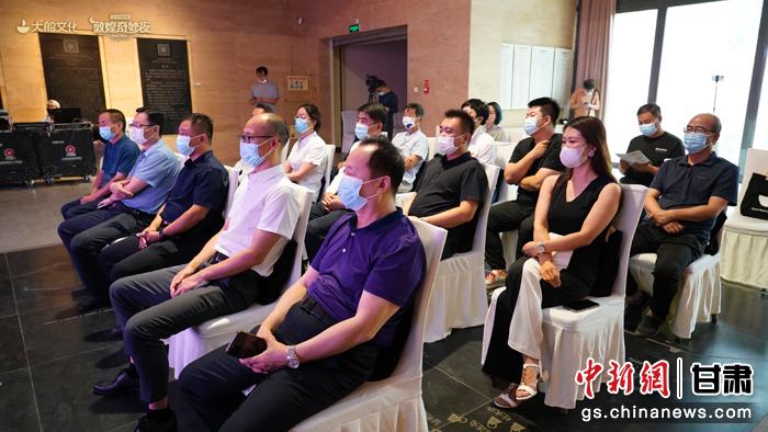 親子音樂(lè)舞臺(tái)劇《敦煌奇妙夜》全國(guó)巡演新聞發(fā)布會(huì)現(xiàn)場(chǎng)。