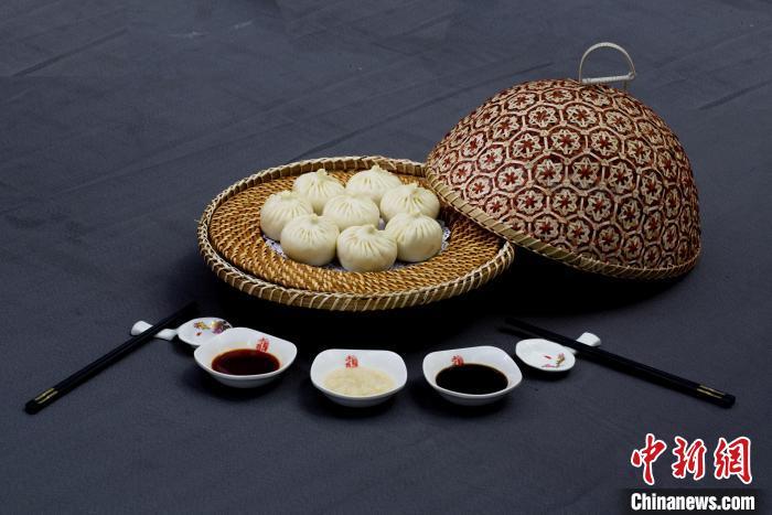 圖為甘肅臨夏回族自治州美味——河州包子。(資料圖) 臨夏州委宣傳部供圖